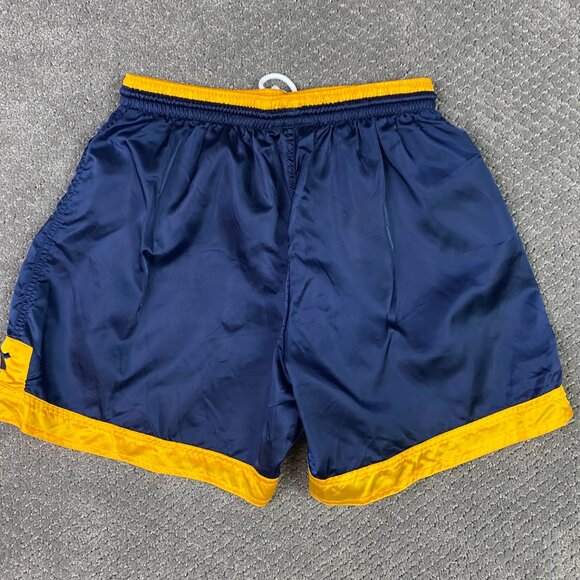 Vintage Diadora Shorts Men's Medium Soccer Shiny Satin Nylon Athletic Blue 5" - Picture 4 of 13